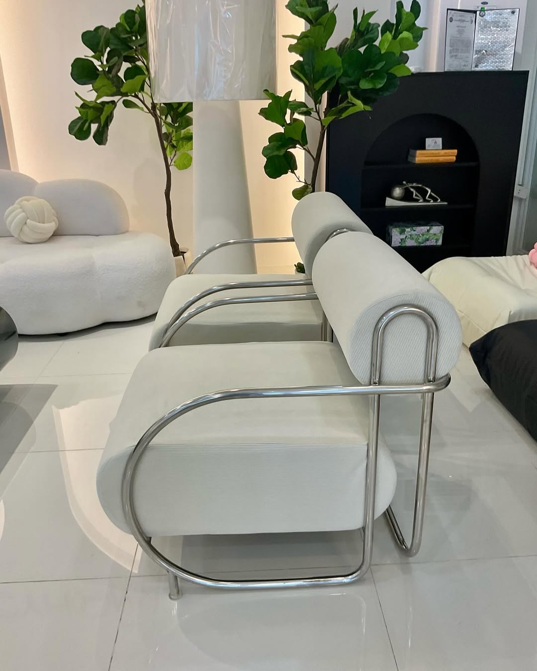 Sellar Accent Chair