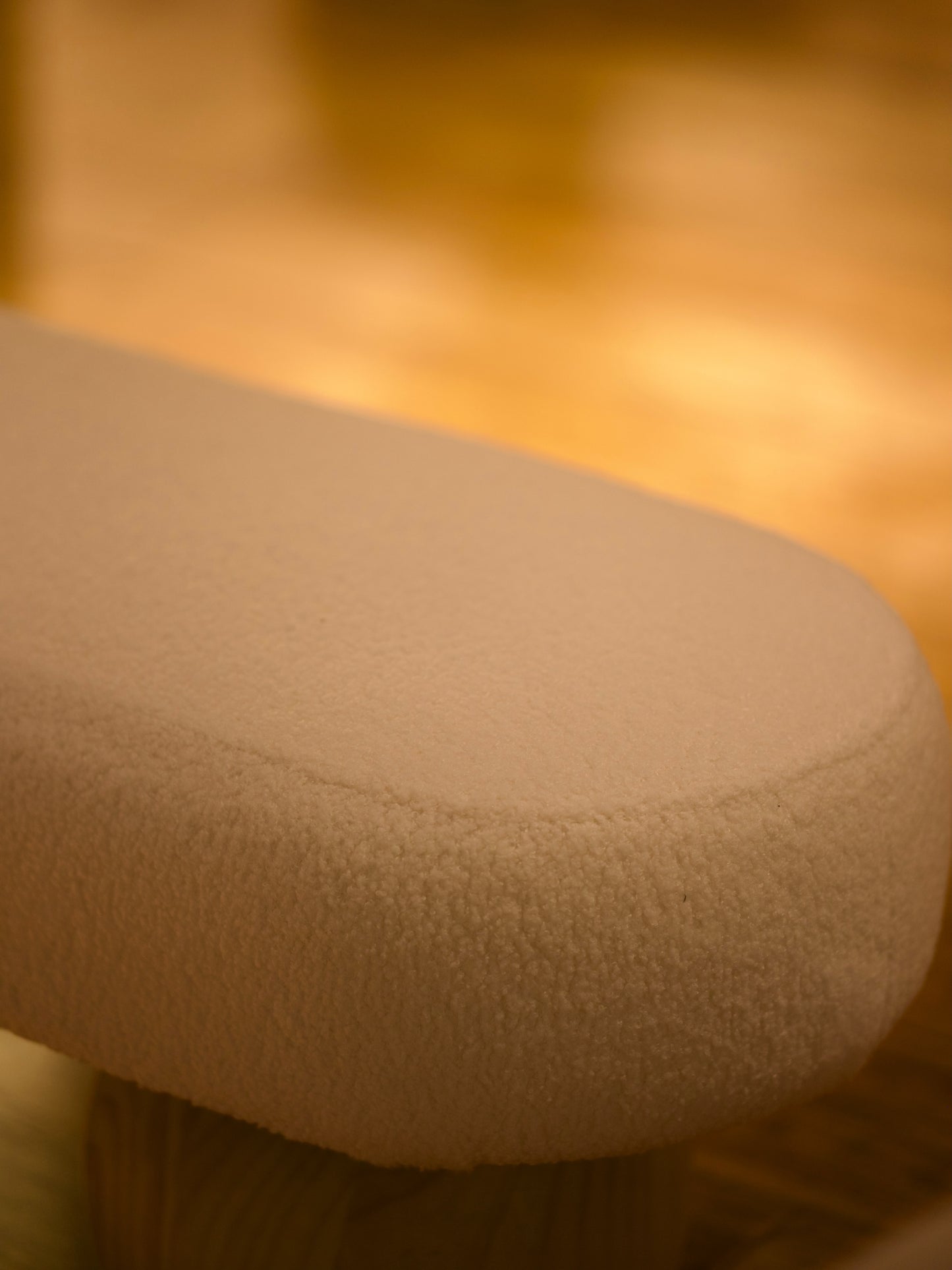 Lexus Bench Ivory