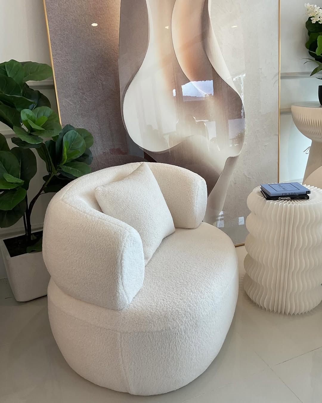 Mia Chair
