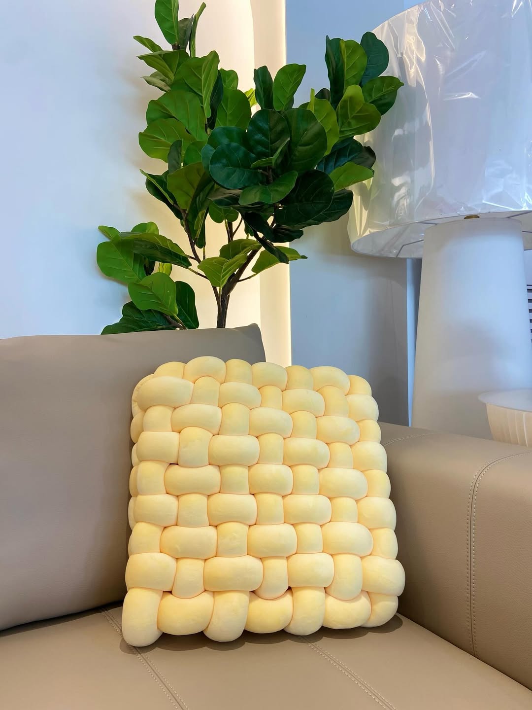 Knot Pillow