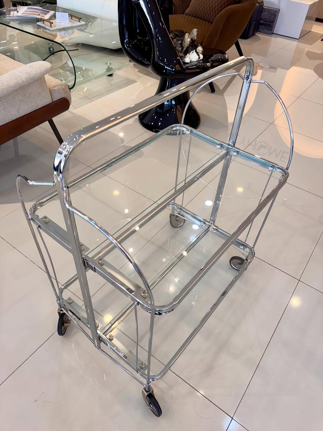 Silver Trolley