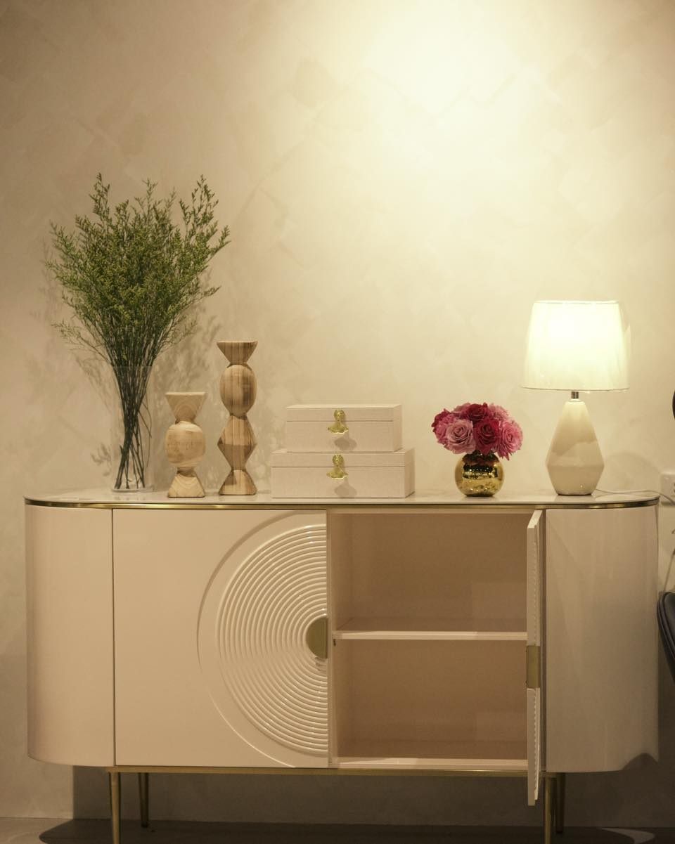 Pinkee Console