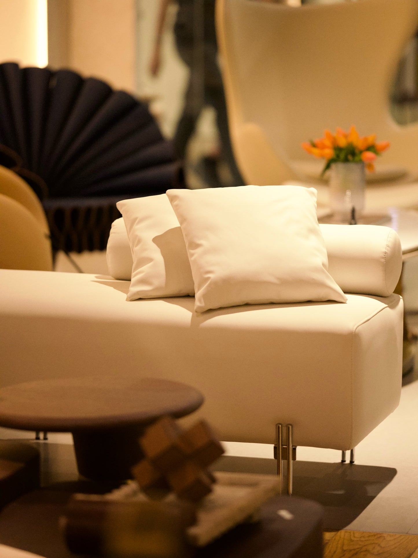 Stillé Bench – Ivory