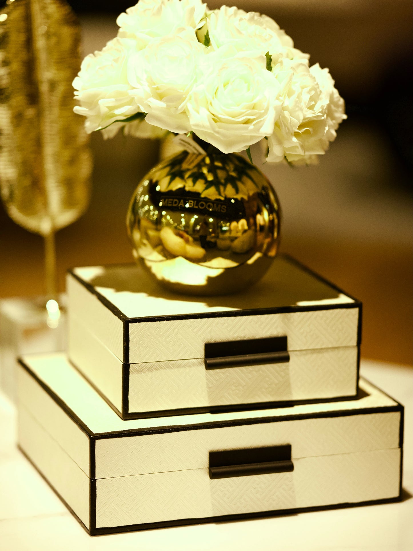 Ivory Noir Box