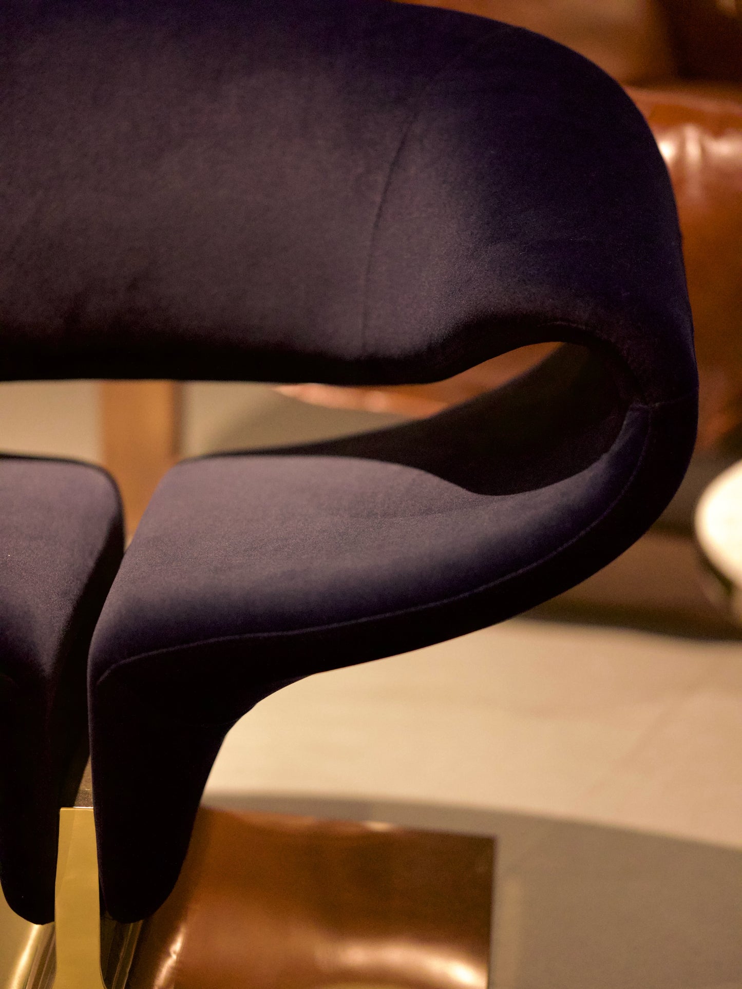 Noir Luxe Chair