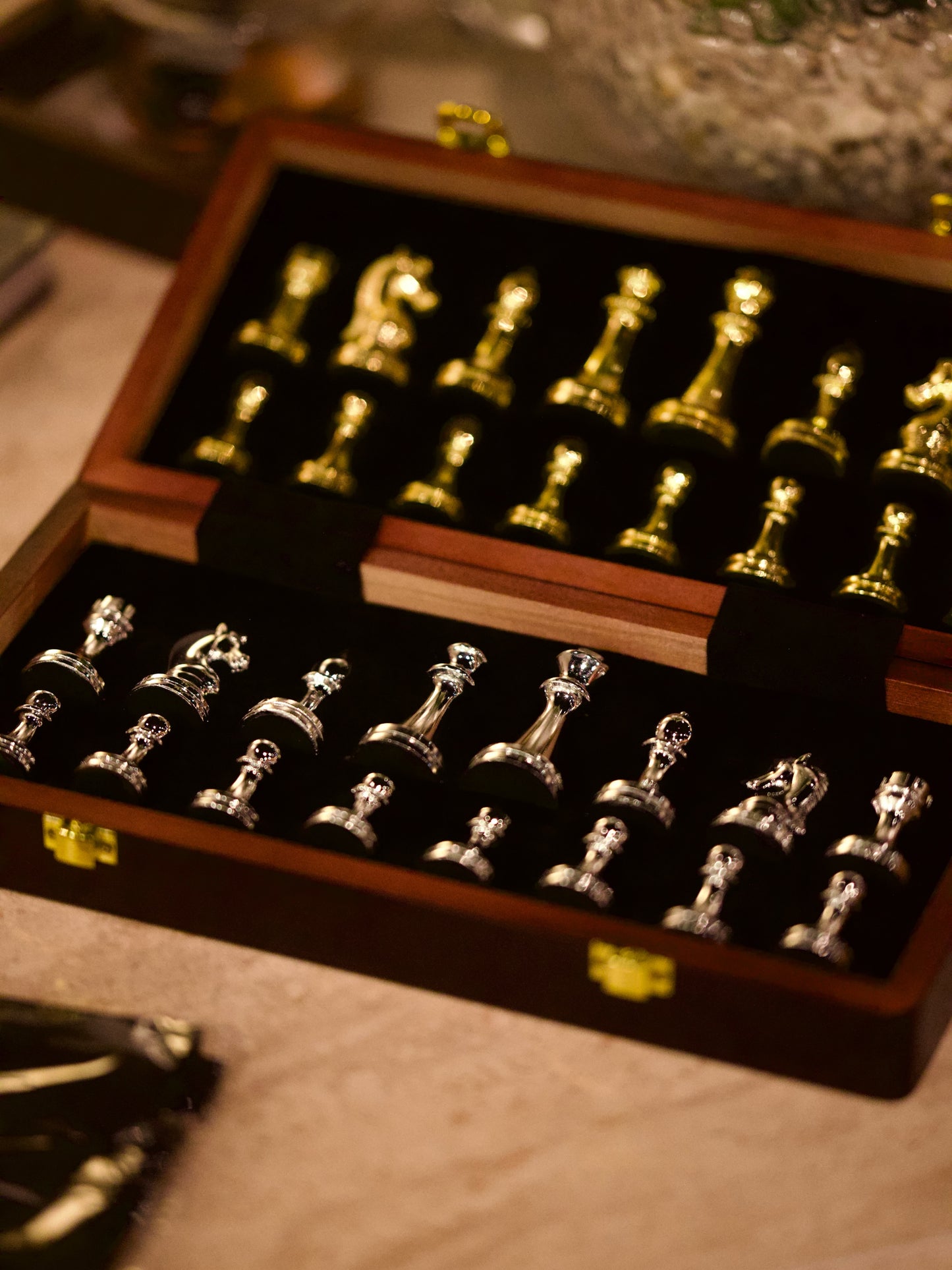 Royale Chess Set