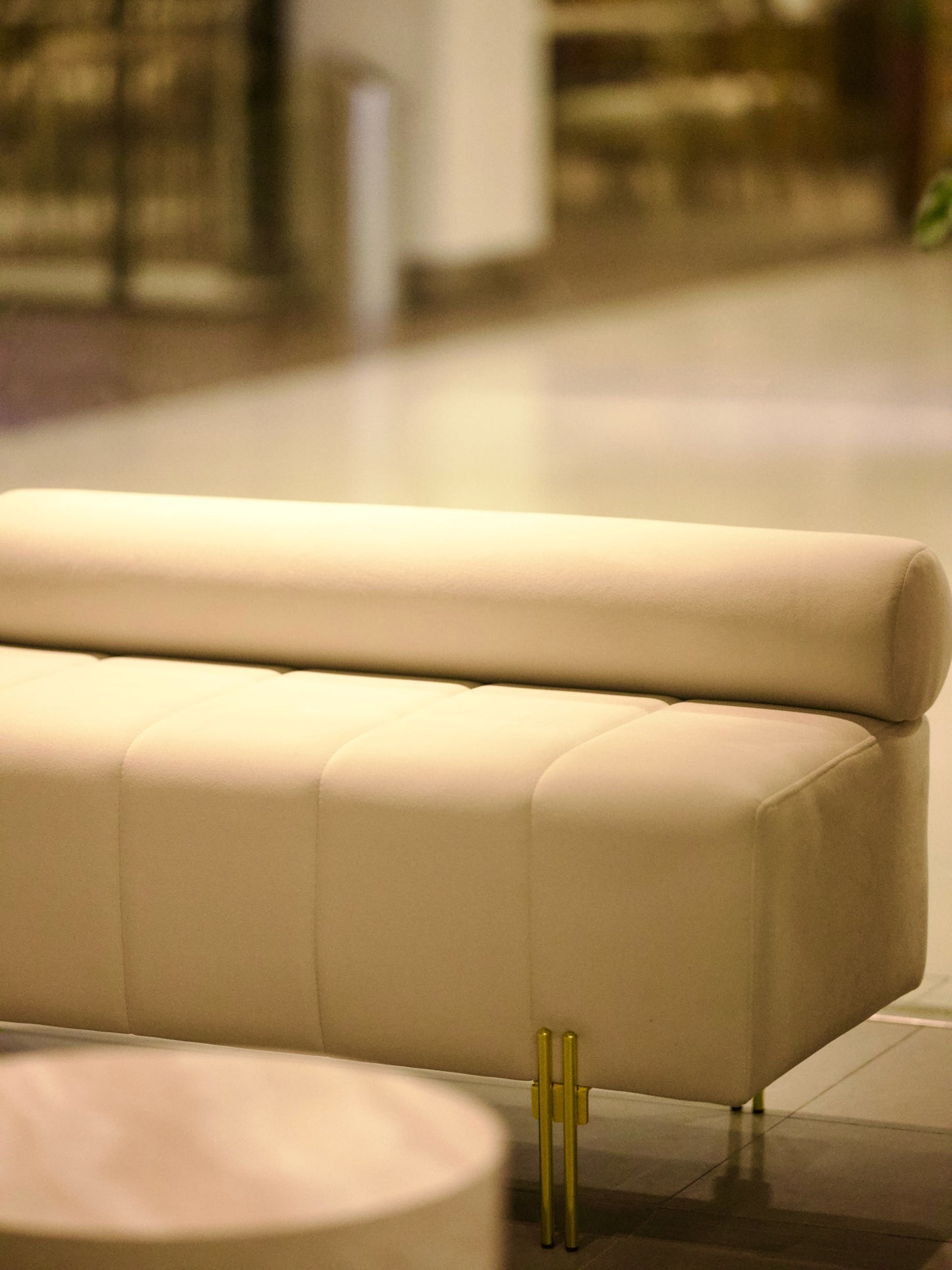 Silhouette Bench – Ivory