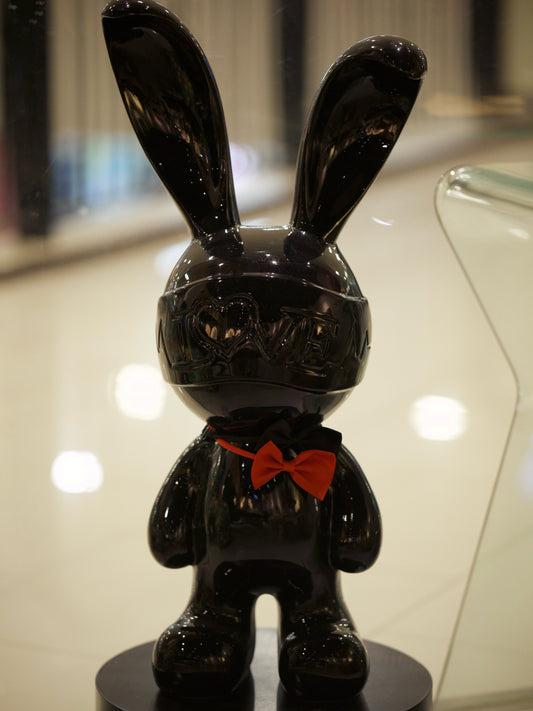 Love Bunny Black