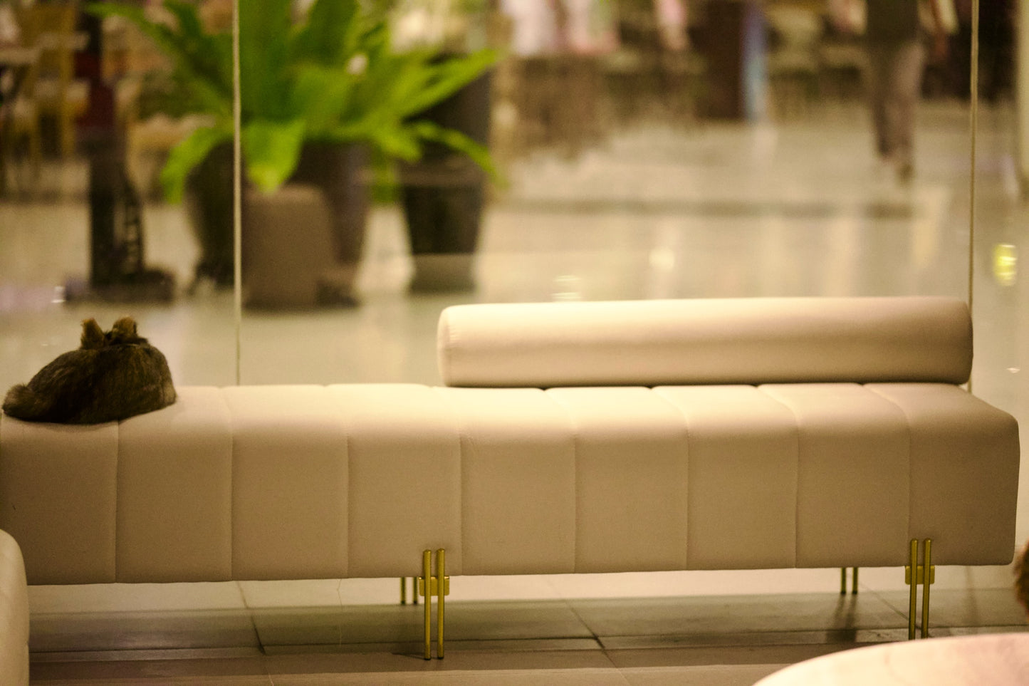 Silhouette Bench – Ivory