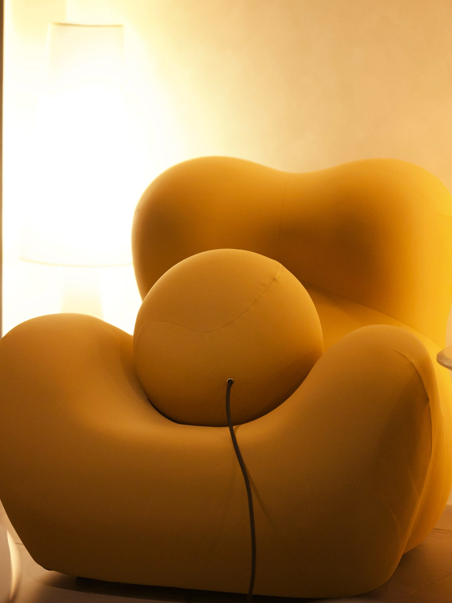 La Mamma Nude Medium