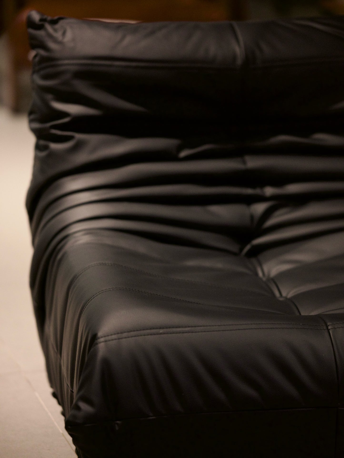 Caterpillar Chair Black