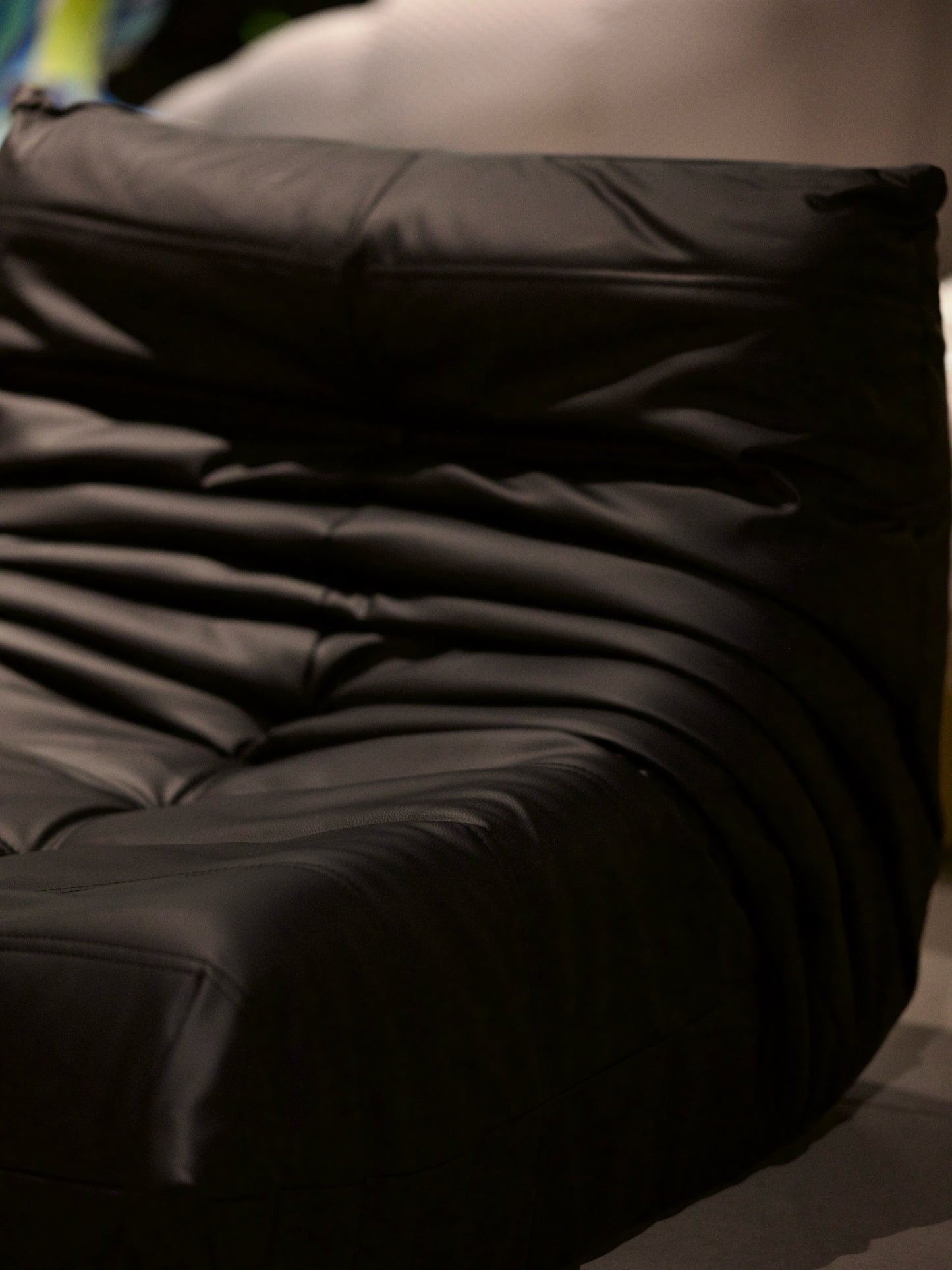 Caterpillar Chair Black