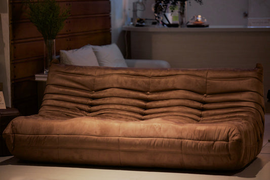 3 seater Caterpillar