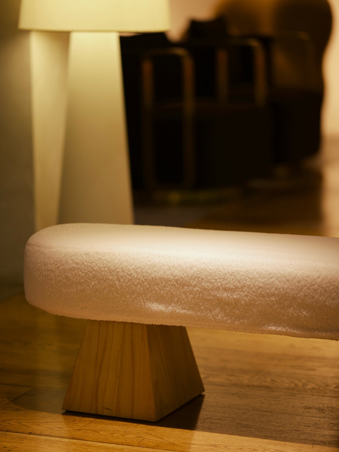 Lexus Bench Ivory