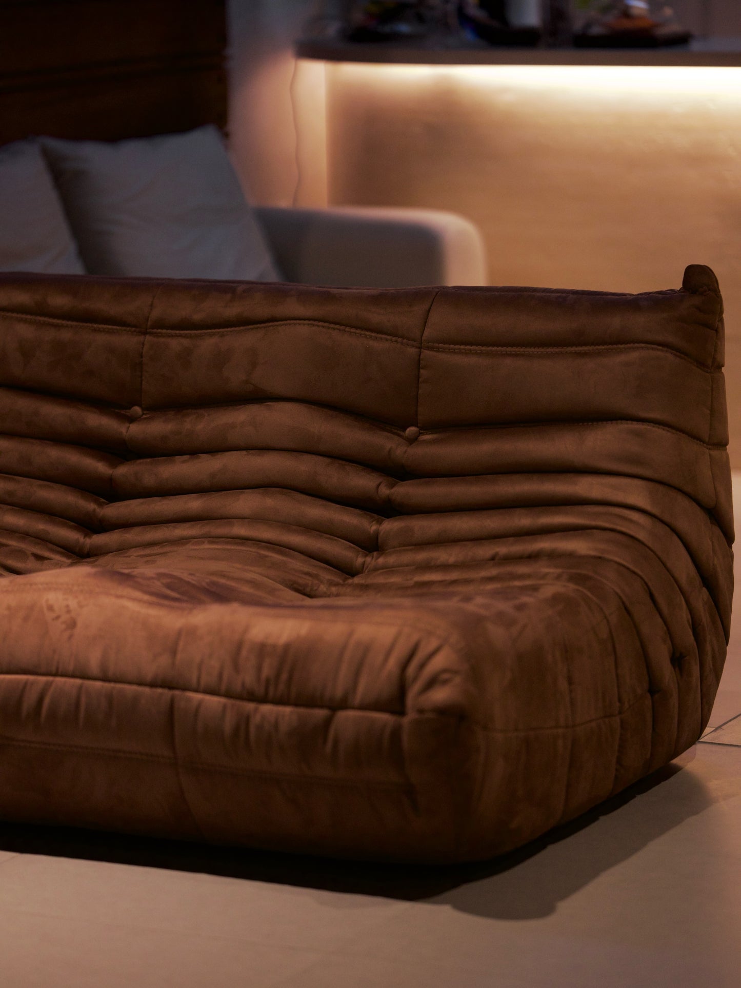 3 seater Caterpillar