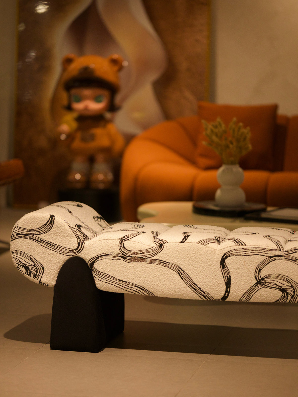 Cerise Sculpt Bench