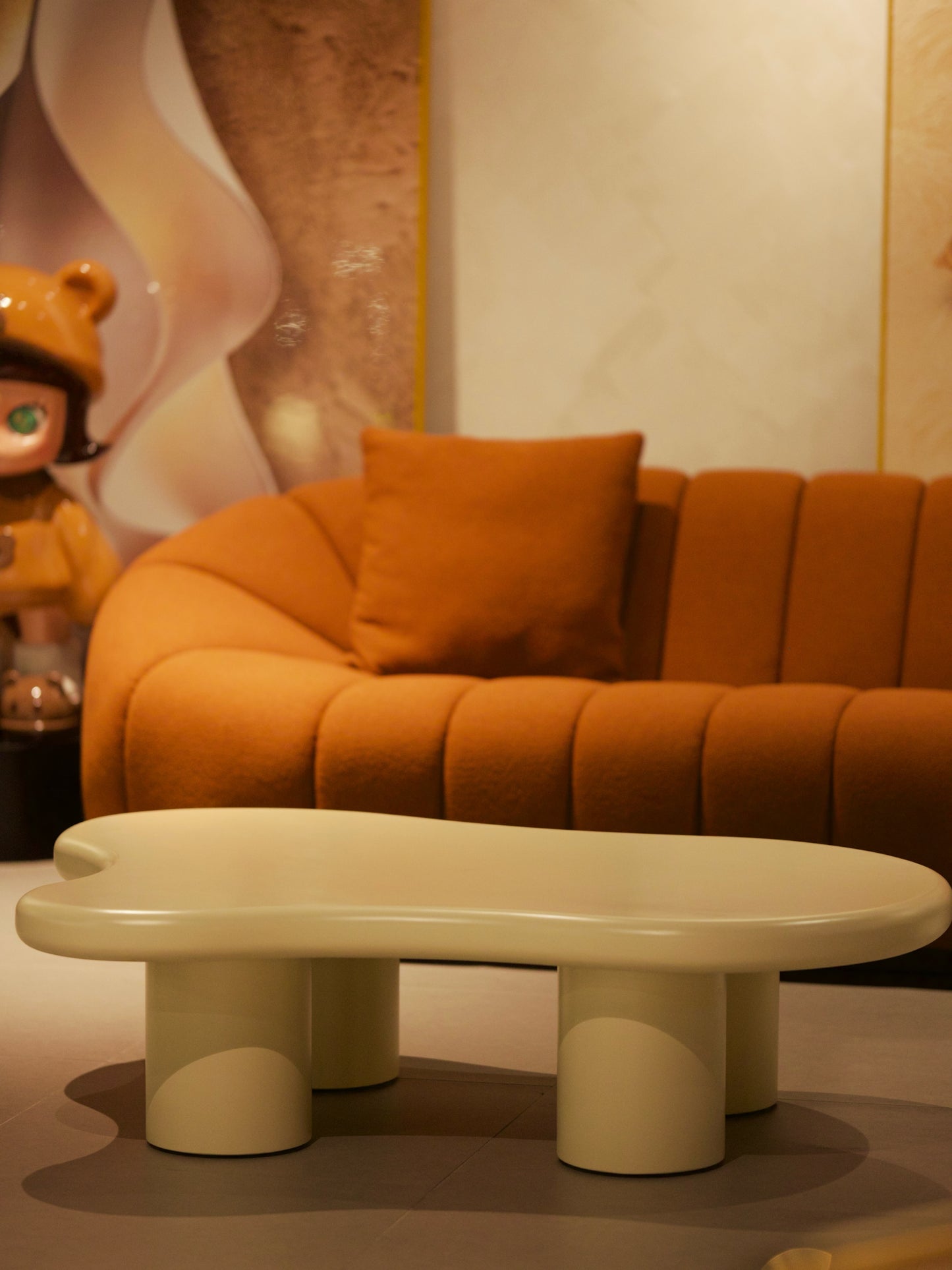 Cloud Center Table
