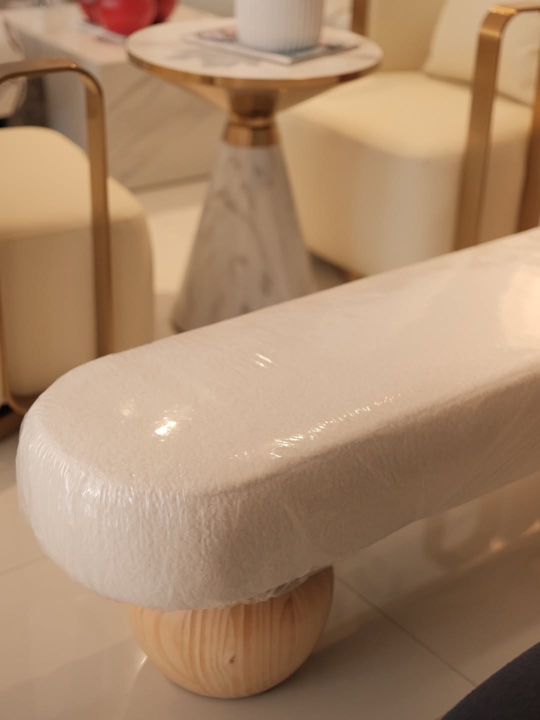 Lexus Bench Ivory