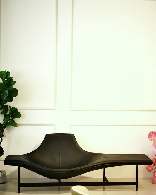 Chaise Lounge