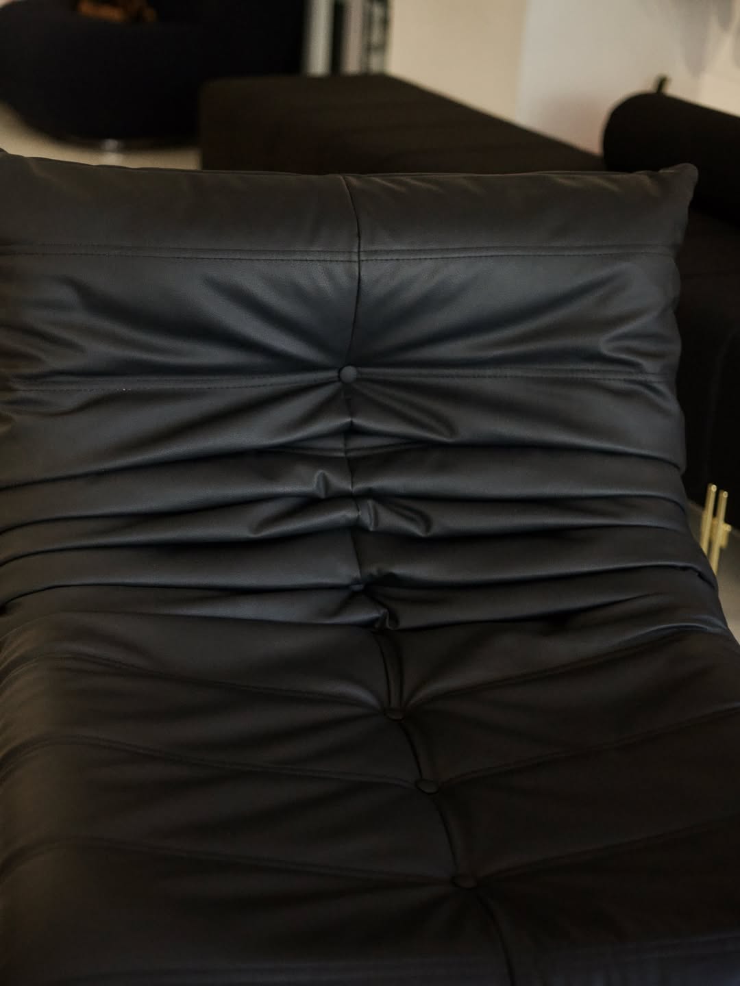 Caterpillar Chair Black