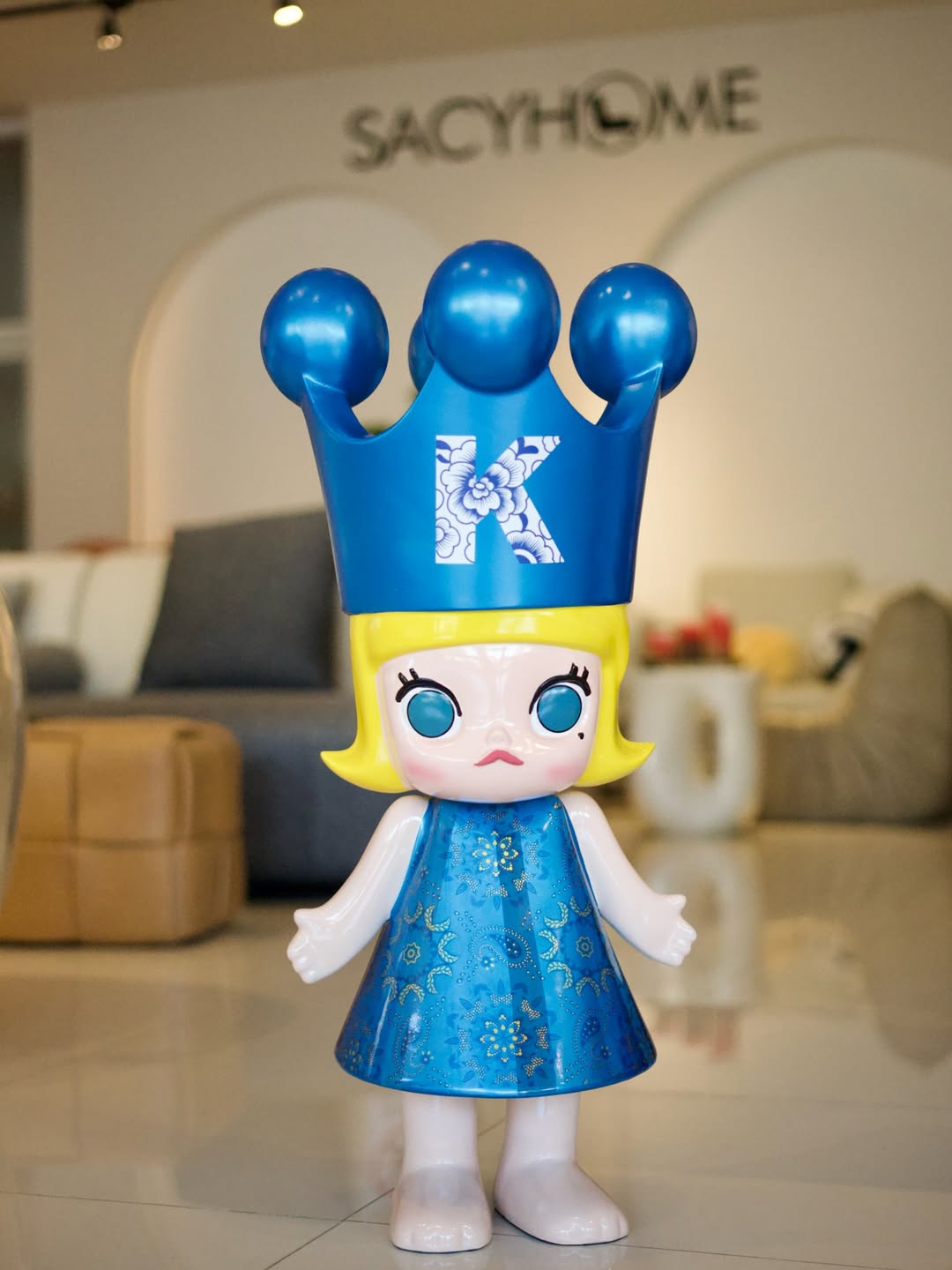 Crown Girl