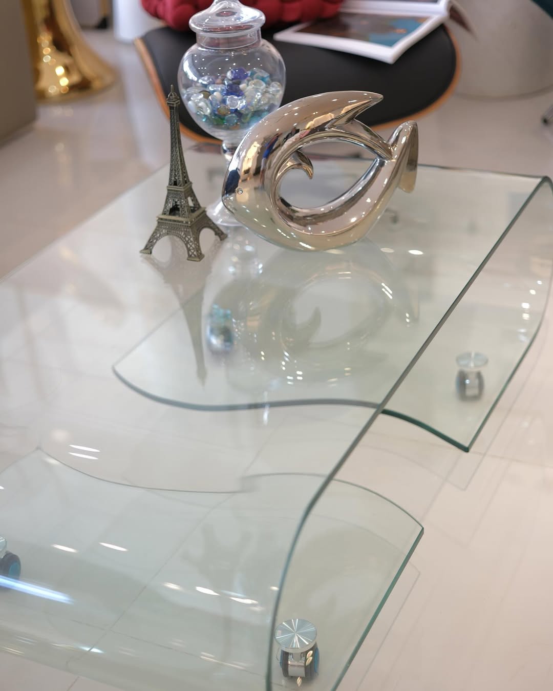 curved glass center table