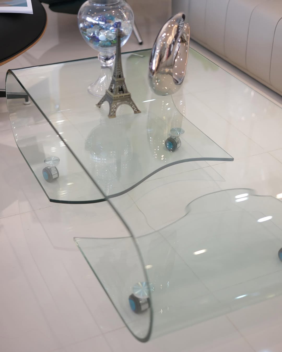 curved glass center table